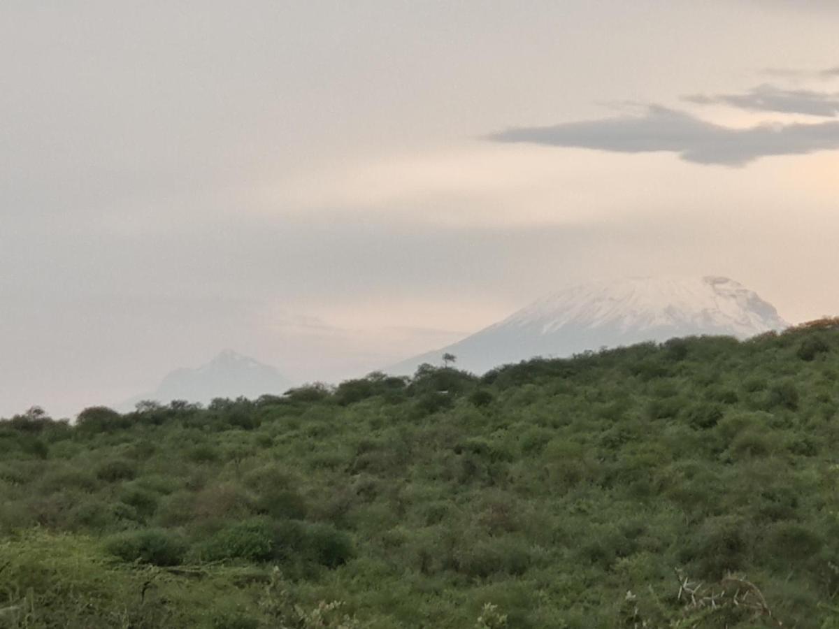 Oldonyo Orok Lodge Kajiado Exteriér fotografie